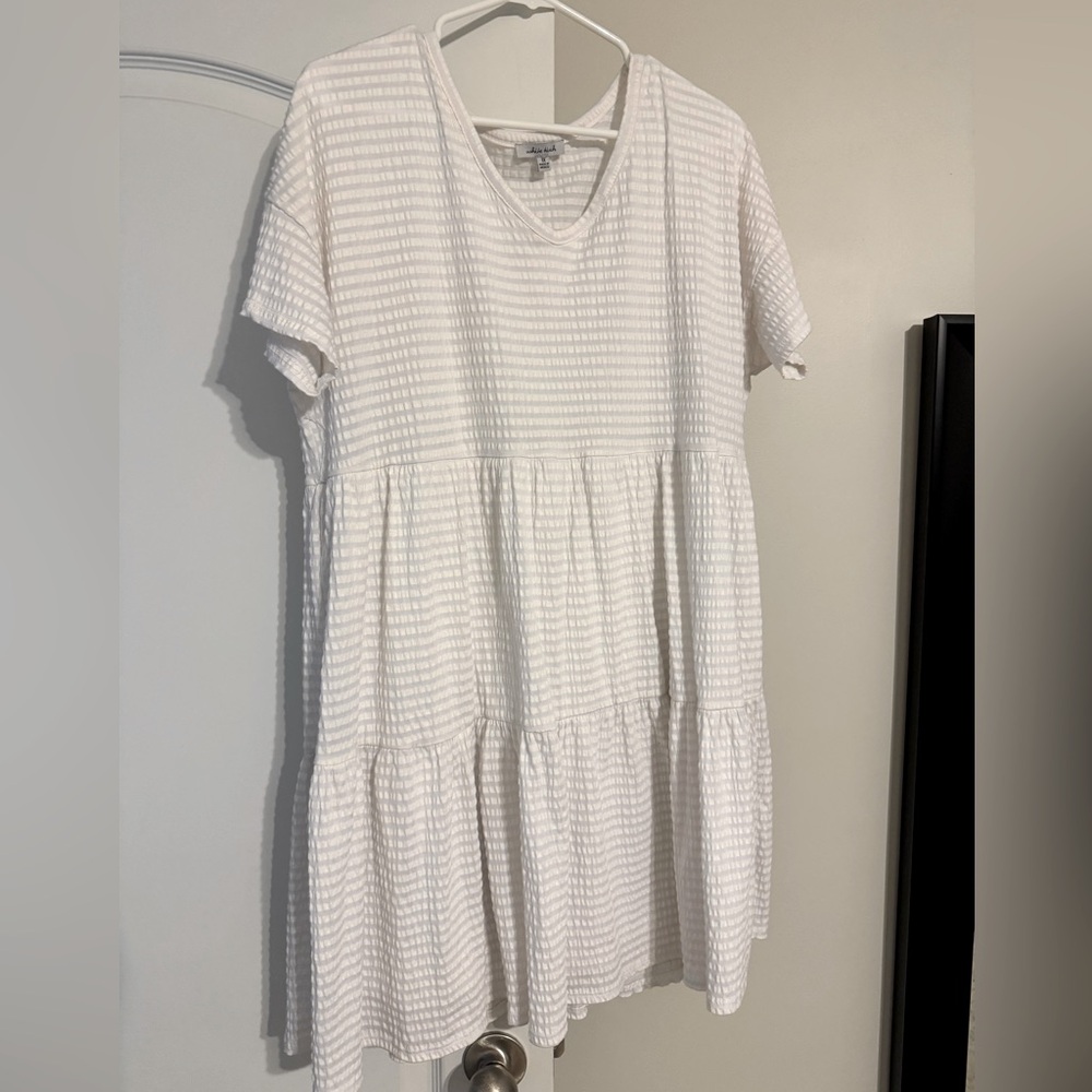 Women’s knee length dress
